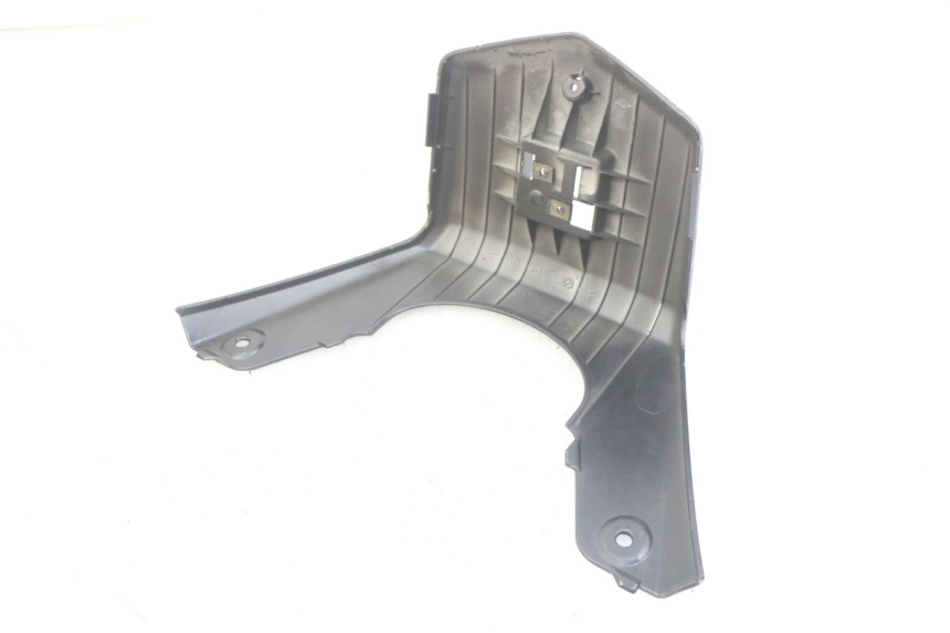 photo de GÓRNA OSŁONA WEWNĘTRZNA KYMCO DINK STREET 125 (2009 - 2014) - Zoom stanu zużycia