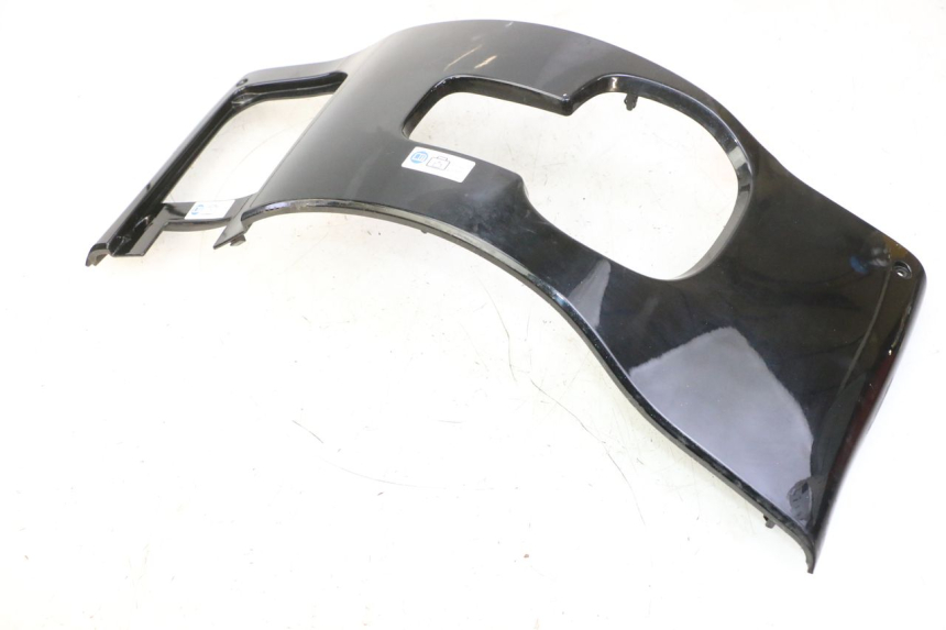 photo de GÓRNA OSŁONA WEWNĘTRZNA HONDA FES S-WING SWING ABS 125 (2007 - 2015) - Inny kąt widzenia