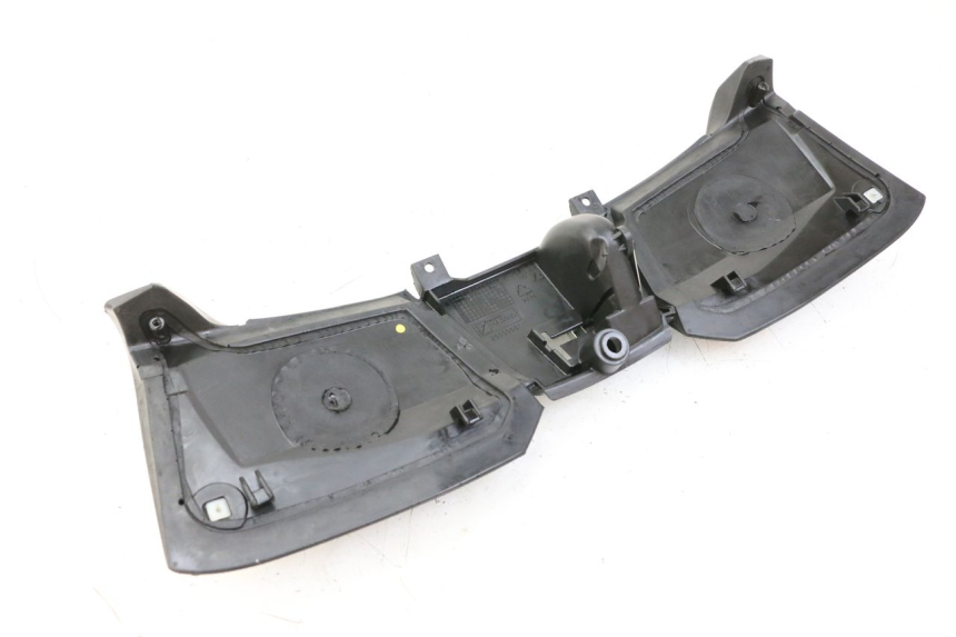 photo de Górna osłona wewnętrzna PIAGGIO MP3 500 (2014 - 2017) - Szczegół części