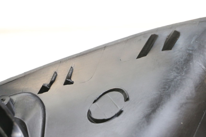 photo de Górna osłona wewnętrzna GILERA RUNNER LC 50 (1997 - 1998) - Szczegół części