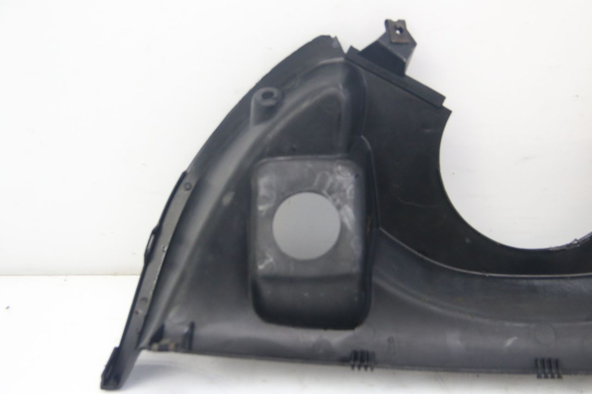 photo de GÓRNA OSŁONA WEWNĘTRZNA MBK SKYLINER 125 (1998 - 2001) - Inny kąt widzenia