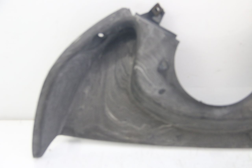 photo de GÓRNA OSŁONA WEWNĘTRZNA MBK SKYLINER 125 (1998 - 2001) - Zbliżenie techniczne