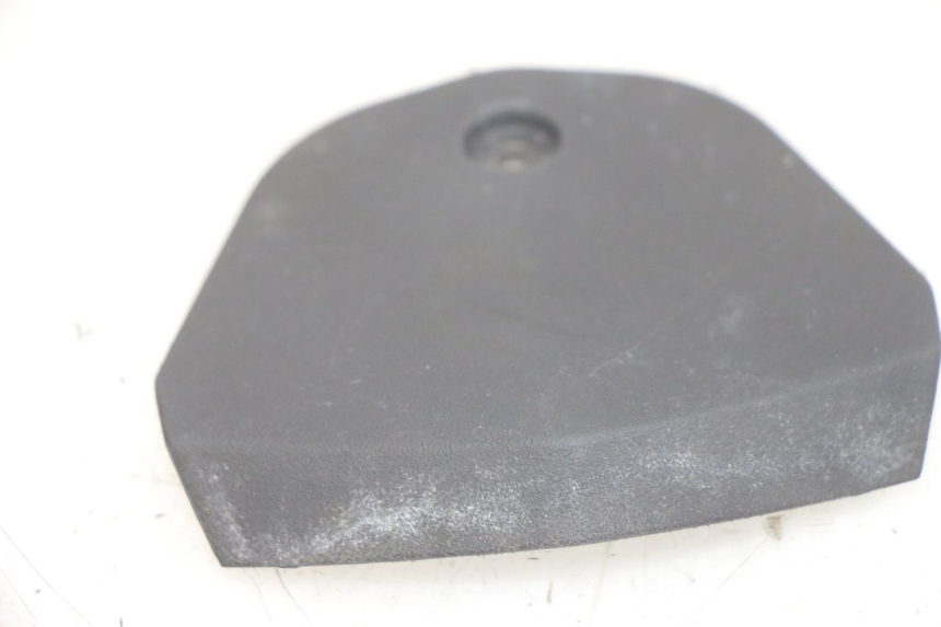 photo de GÓRNA OSŁONA WEWNĘTRZNA APRILIA SXR 50 (2021 - 2023) - Zoom stanu zużycia