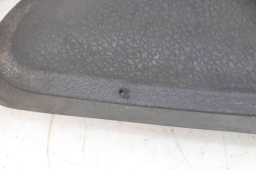 photo de Górna osłona wewnętrzna YAMAHA X-MAX XMAX 125 (2010 - 2013) - Punkty mocowania