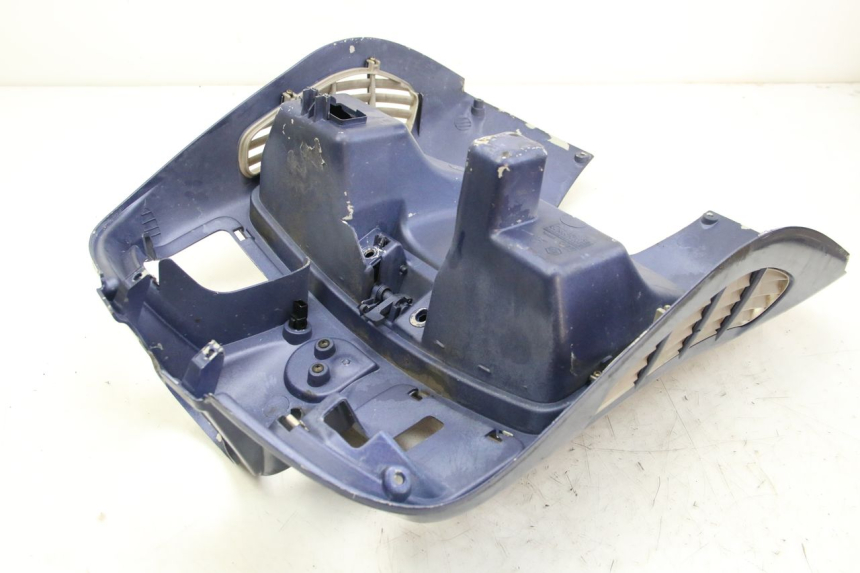 photo de PODSZYBIE WEWNĘTRZNE PIAGGIO VESPA GRANTURISMO 125 (2003 - 2007) - Stan powierzchni