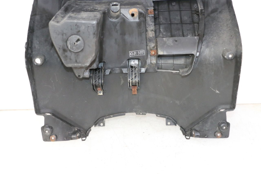 photo de PODSZYBIE WEWNĘTRZNE YAMAHA X-MAX XMAX 250 (2006 - 2009) - Punkty mocowania