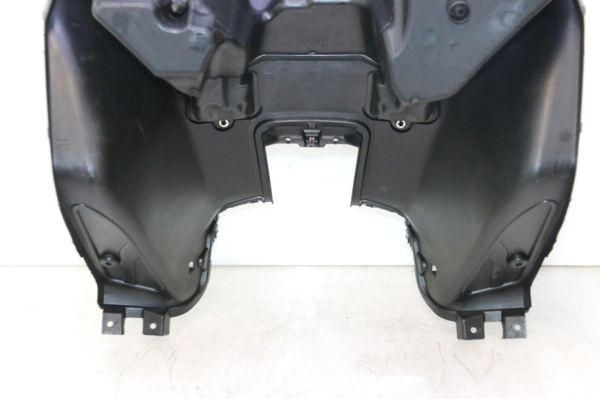 photo de PODSZYBIE WEWNĘTRZNE YAMAHA X-MAX XMAX 125 (2010 - 2013) - Widok z bliska