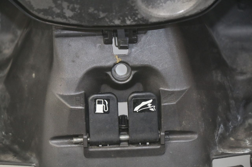 photo de PODSZYBIE WEWNĘTRZNE PIAGGIO X9 EVOLUTION 125 (2003 - 2007) - Widok z bliska