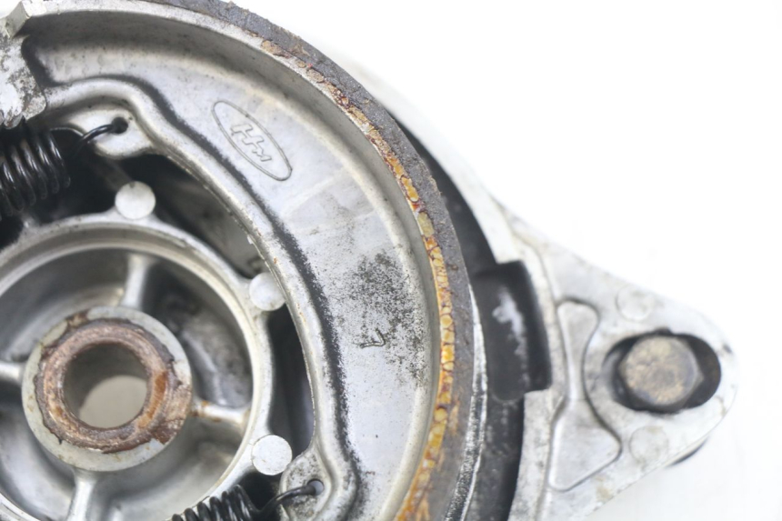 photo de BĘBEN TYLNY HONDA CM 125 (1983 - 2003) - Inny kąt widzenia