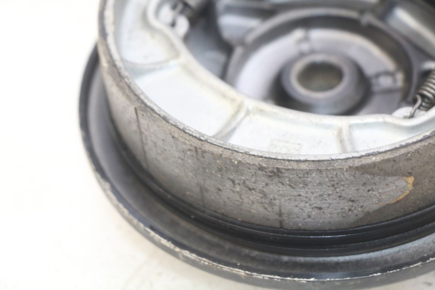 photo de BĘBEN TYLNY SYM WOLF SB 125 (2011 - 2018) - Zoom stanu zużycia