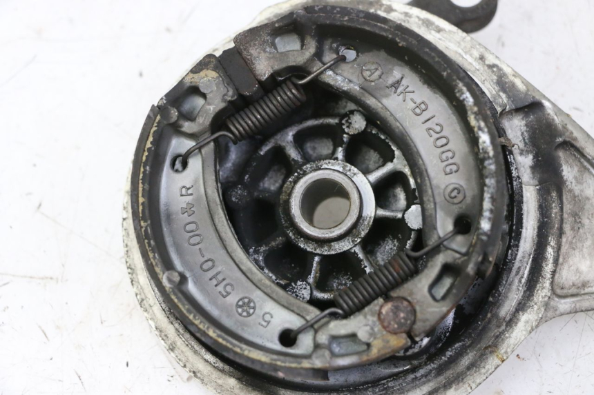 photo de BĘBEN TYLNY YAMAHA SR 125 (1982 - 2003) - Zbliżenie techniczne