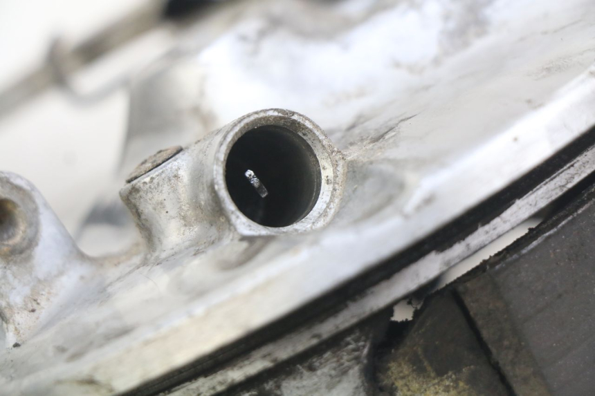 photo de BĘBEN PRZEDNI HONDA CM 125 (1983 - 2003) - Szczegół części