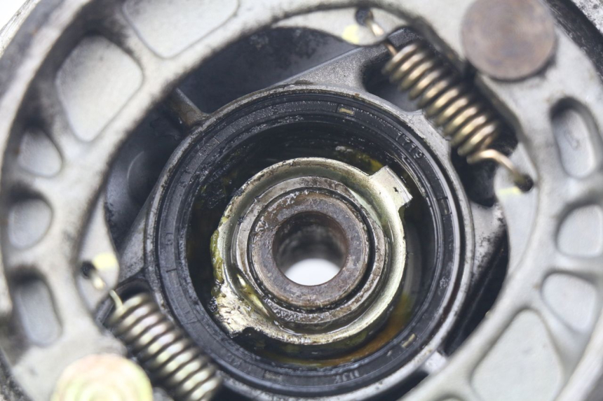 photo de BĘBEN PRZEDNI PEUGEOT LUDIX 50 (2008 - 2017) - Inny kąt widzenia