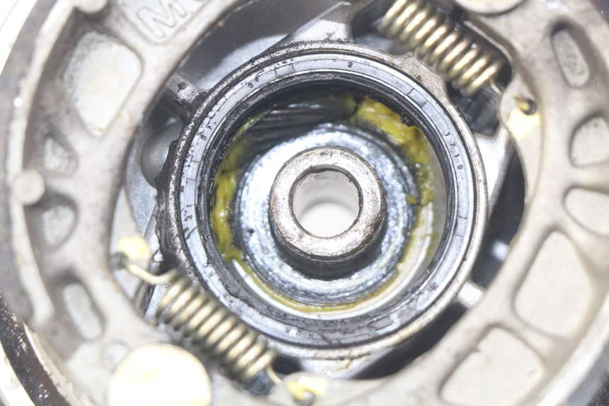 photo de BĘBEN PRZEDNI PEUGEOT LUDIX 50 (2008 - 2017) - Zbliżenie techniczne