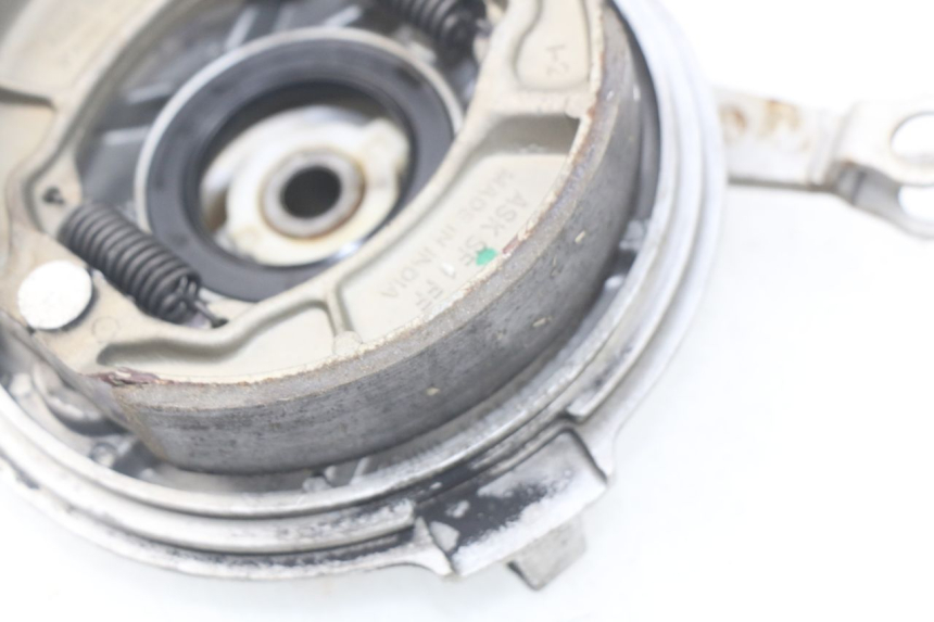 photo de BĘBEN PRZEDNI HONDA SCV LEAD 100 (2003 - 2007) - Zoom stanu zużycia