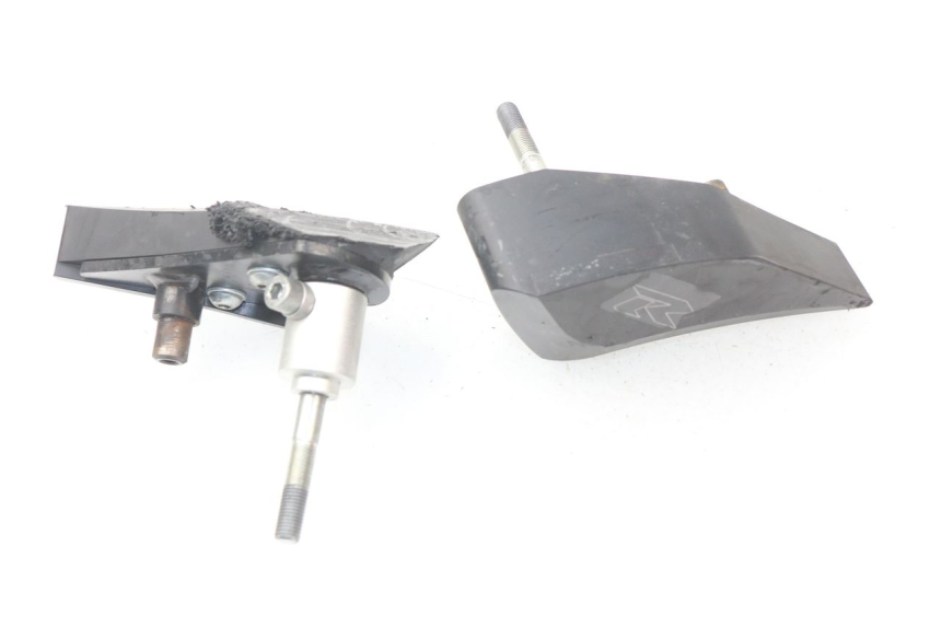 photo de ODBOJNIK SILNIKA SUZUKI GSX-R GSXR K16 1000 (2012 - 2016) - Szczegół części