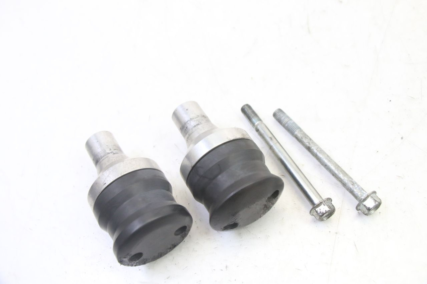 photo de TŁUMIK SILNIKA SUZUKI SV S 650 (2003 - 2009) - Inny kąt widzenia