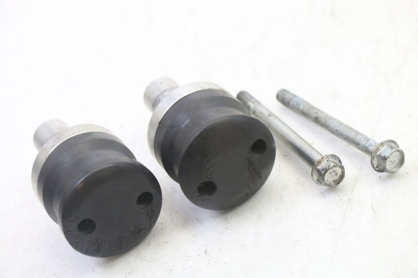 photo de TŁUMIK SILNIKA SUZUKI SV S 650 (2003 - 2009) - Zbliżenie techniczne