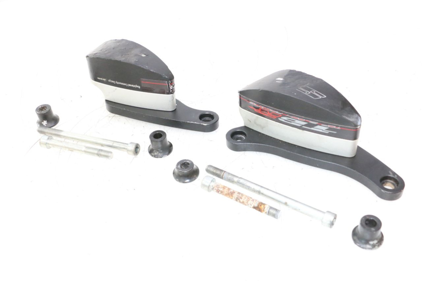 photo de TŁUMIK SILNIKA SUZUKI SV S 650 (2003 - 2009) - Zbliżenie techniczne