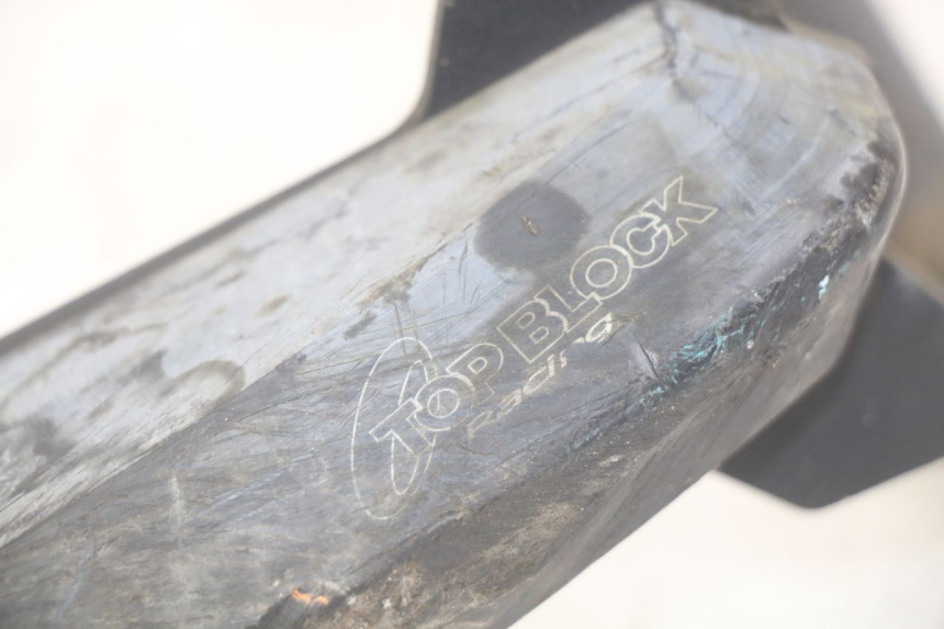 photo de TŁUMIK SILNIKA KAWASAKI Z 750 (2007 - 2013) - Zbliżenie techniczne