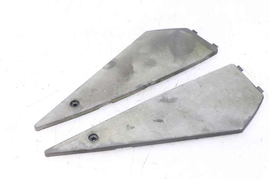 photo de MATA PODNÓŻKA APRILIA SR MOTARD 50 (2012 - 2018) - Widok główny