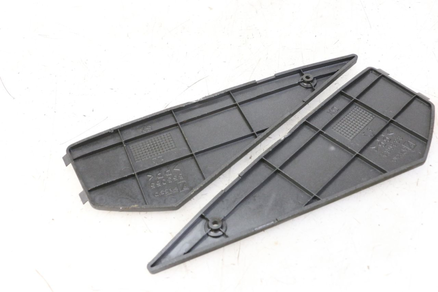 photo de MATA PODNÓŻKA APRILIA SR MOTARD 50 (2012 - 2018) - Zoom stanu zużycia