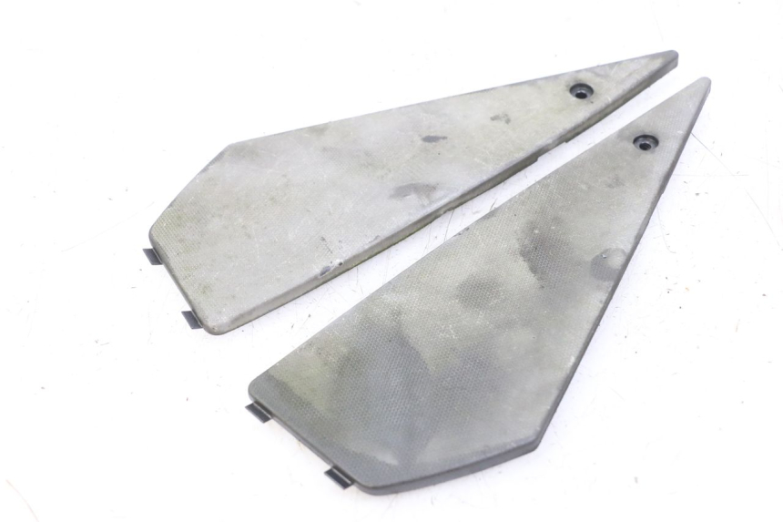 photo de MATA PODNÓŻKA APRILIA SR MOTARD 50 (2012 - 2018) - Inny kąt widzenia