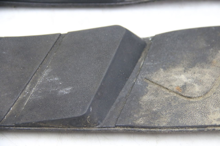 photo de MATA PODNÓŻKA APRILIA ATLANTIC 500 (2002 - 2003) - Zbliżenie komponentów