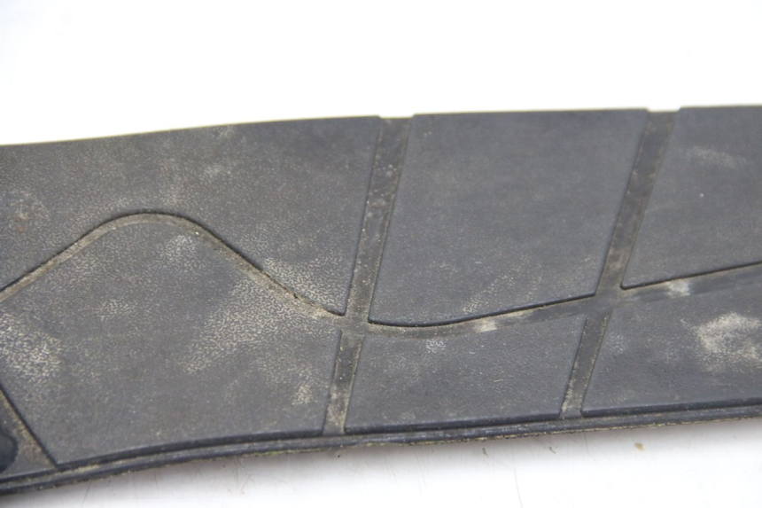 photo de MATA PODNÓŻKA APRILIA ATLANTIC 500 (2002 - 2003) - Struktura - zbliżenie