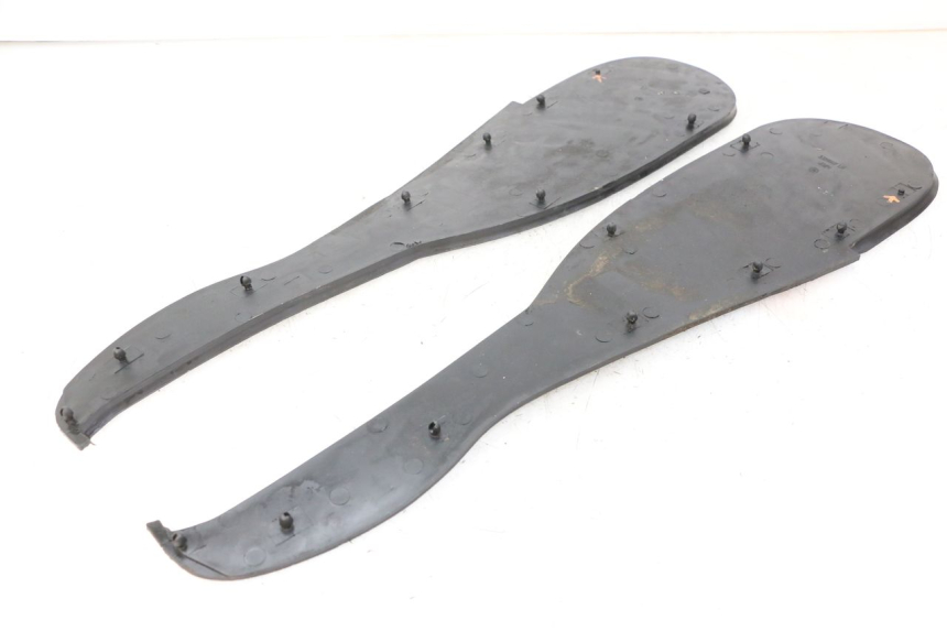 photo de MATA PODNÓŻKA BMW C1 125 (2000 - 2003) - Punkty mocowania