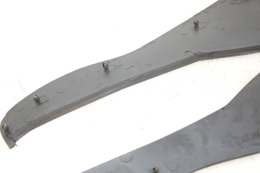 photo de MATA PODNÓŻKA BMW C1 125 (2000 - 2003) - Zoom stanu zużycia