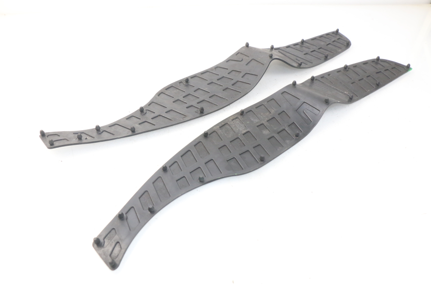 photo de MATA PODNÓŻKA SUZUKI BURGMAN 125 (2007 - 2014) - Inny kąt widzenia