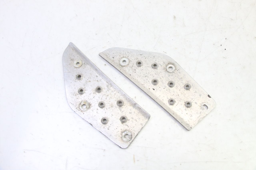 photo de MATA PODNÓŻKA YAMAHA BW'S 100 (1999 - 2002) - Zoom stanu zużycia