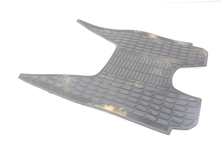 photo de MATA PODNÓŻKA SUZUKI CP 80 (1985 - 1996) - Inny kąt widzenia