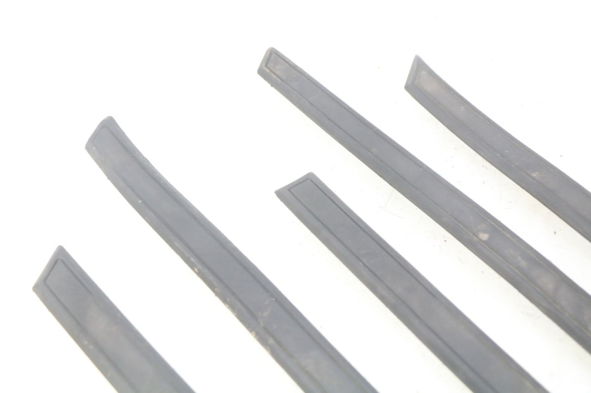 photo de MATA PODNÓŻKA PEUGEOT DJANGO 2T 50 (2014 - 2019) - Inny kąt widzenia