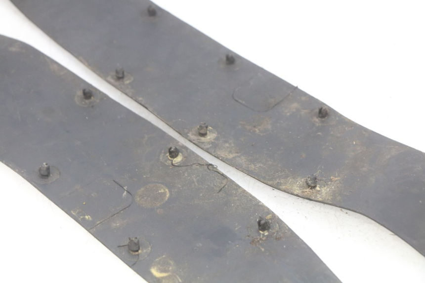 photo de MATA PODNÓŻKA HONDA FES PANTHEON 2T 125 (1998 - 2002) - Zoom stanu zużycia