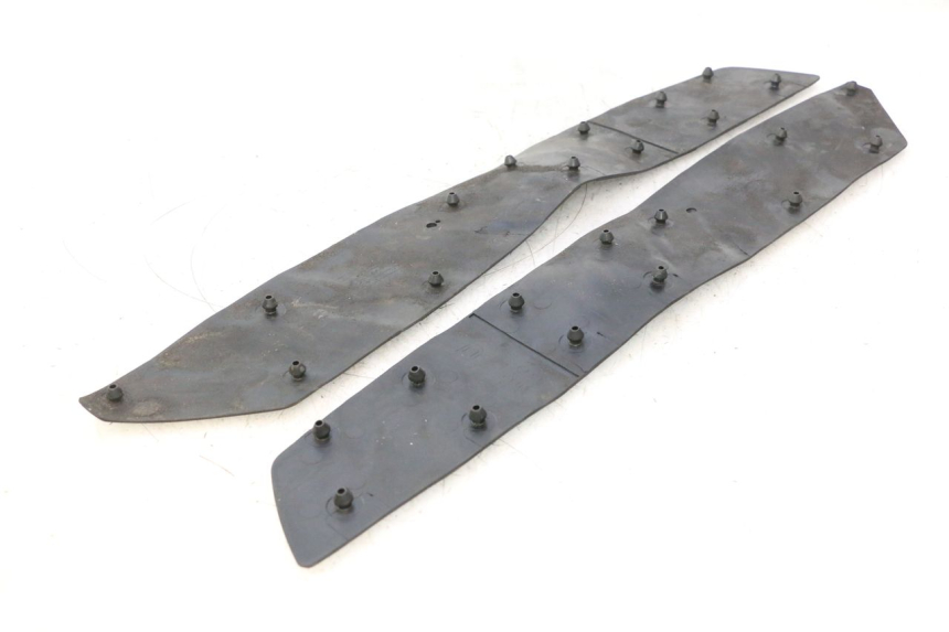 photo de MATA PODNÓŻKA HONDA FJS SILVER WING SILVERWING 400 (2005 - 2008) - Zbliżenie techniczne