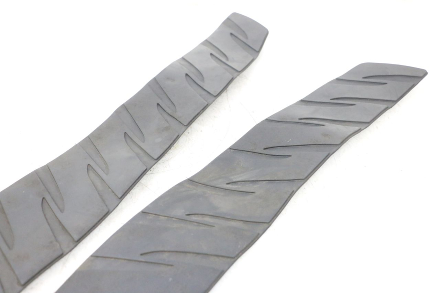 photo de MATA PODNÓŻKA HONDA FJS SILVER WING SILVERWING 400 (2005 - 2008) - Inny kąt widzenia