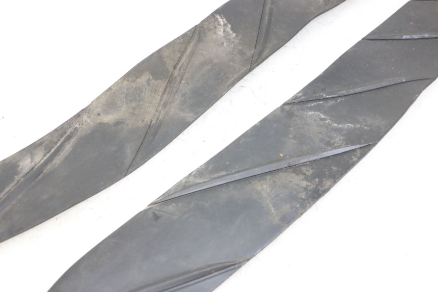 photo de MATA PODNÓŻKA HONDA FORZA ABS 300 (2013 - 2017) - Punkty mocowania