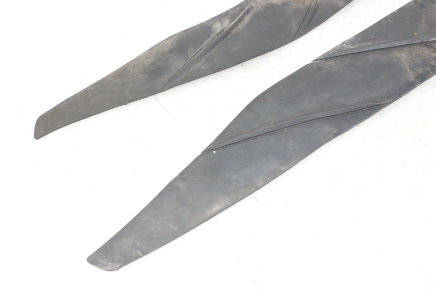 photo de MATA PODNÓŻKA HONDA FORZA ABS 300 (2013 - 2017) - Stan powierzchni