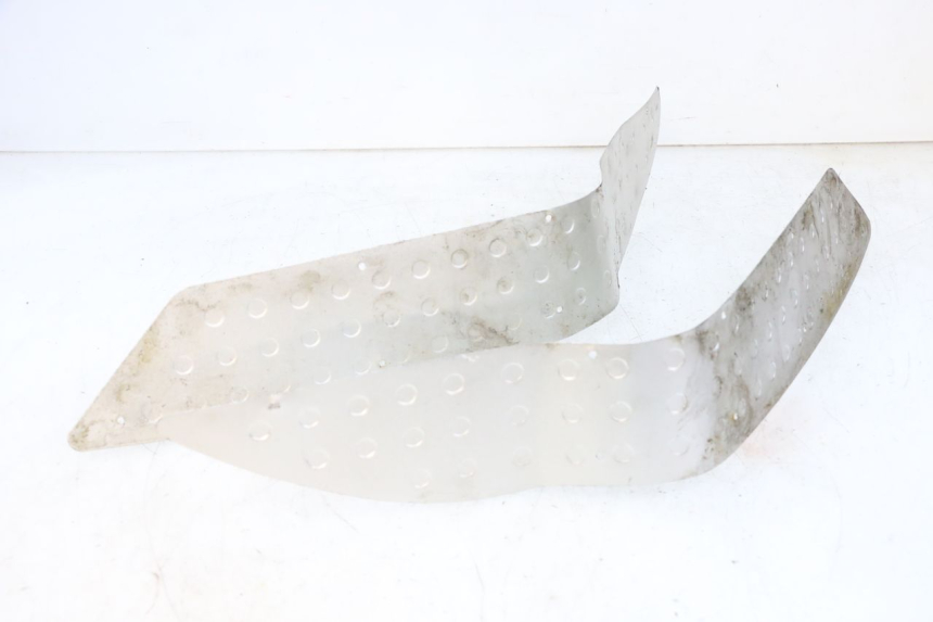 photo de MATA PODNÓŻKA JM MOTORS GTS 125 (2015 - 2019) - Zoom stanu zużycia