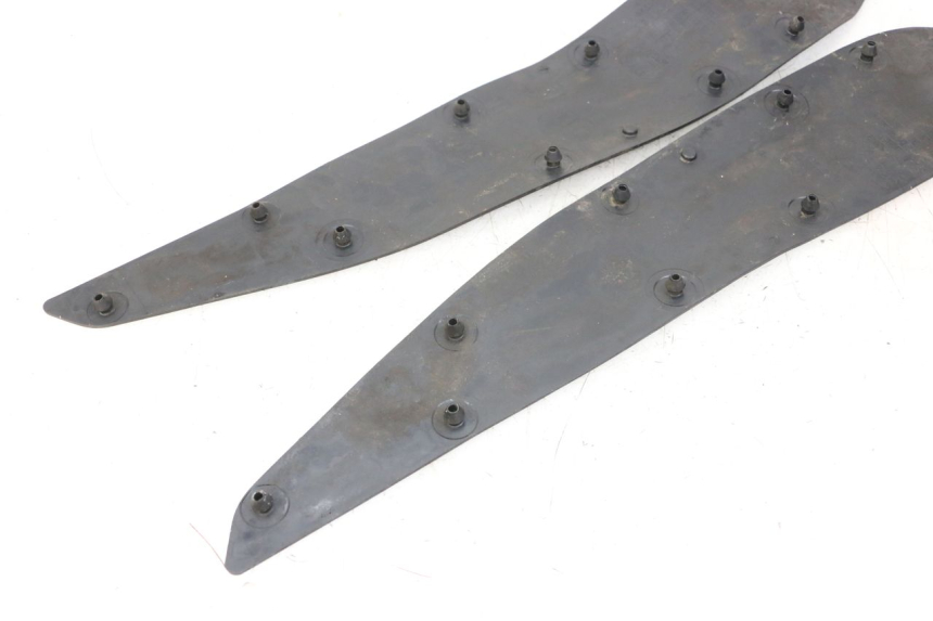 photo de MATA PODNÓŻKA HONDA PCX (JF57/JF64) 125 (2014 - 2018) - Szczegół części