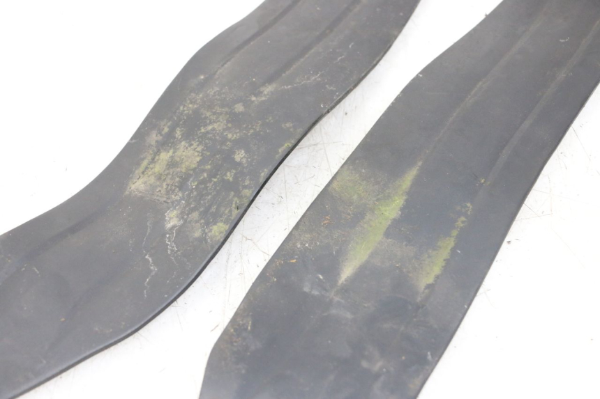 photo de MATA PODNÓŻKA HONDA PCX (JF57/JF64) 125 (2014 - 2018) - Zbliżenie techniczne