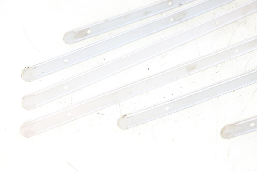 photo de MATA PODNÓŻKA JM MOTORS VX 125 (2022 - 2025) - Zoom stanu zużycia