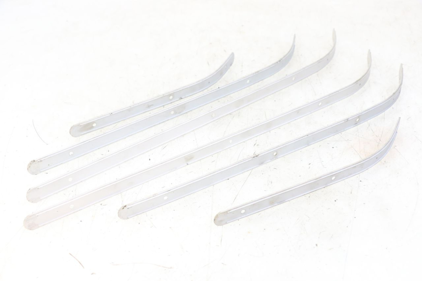 photo de MATA PODNÓŻKA JM MOTORS VX 125 (2022 - 2025) - Inny kąt widzenia