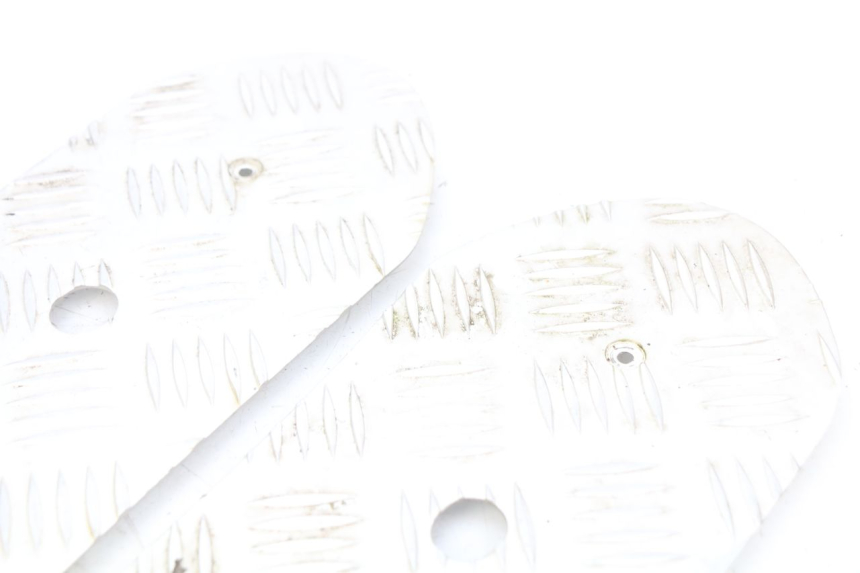 photo de MATA PODNÓŻKA PEUGEOT KISBEE 2T 50 (2010 - 2017) - Zbliżenie techniczne