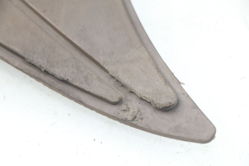 photo de MATA PODNÓŻKA SYM MIO 100 (2006 - 2017) - Zbliżenie techniczne