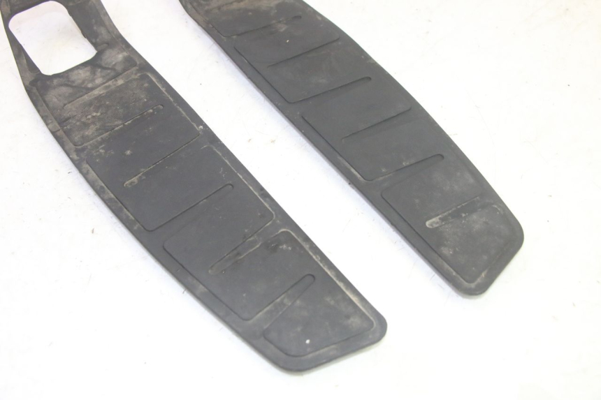 photo de MATA PODNÓŻKA PIAGGIO MP3 HPE 350 (2018 - 2020) - Inny kąt widzenia