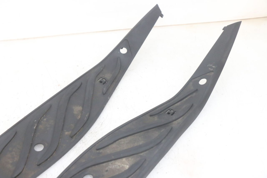 photo de MATA PODNÓŻKA PIAGGIO MP3 HPE 300 (2019 - 2026) - Widok ogólny