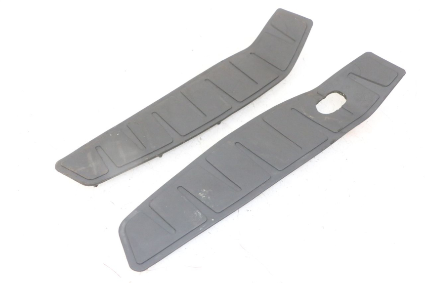 photo de MATA PODNÓŻKA PIAGGIO MP3 LT 300 (2010 - 2016) - Widok główny